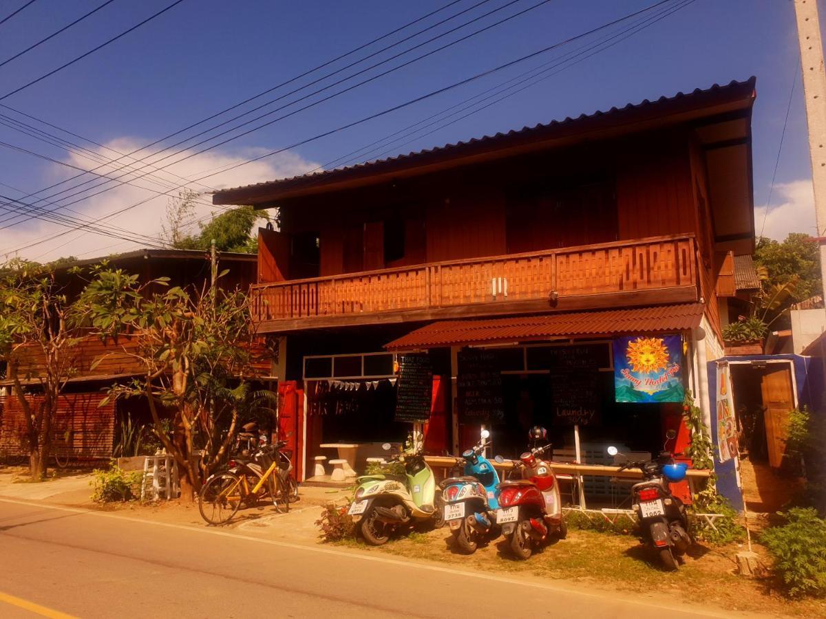 Sunny Hostel Pai Esterno foto