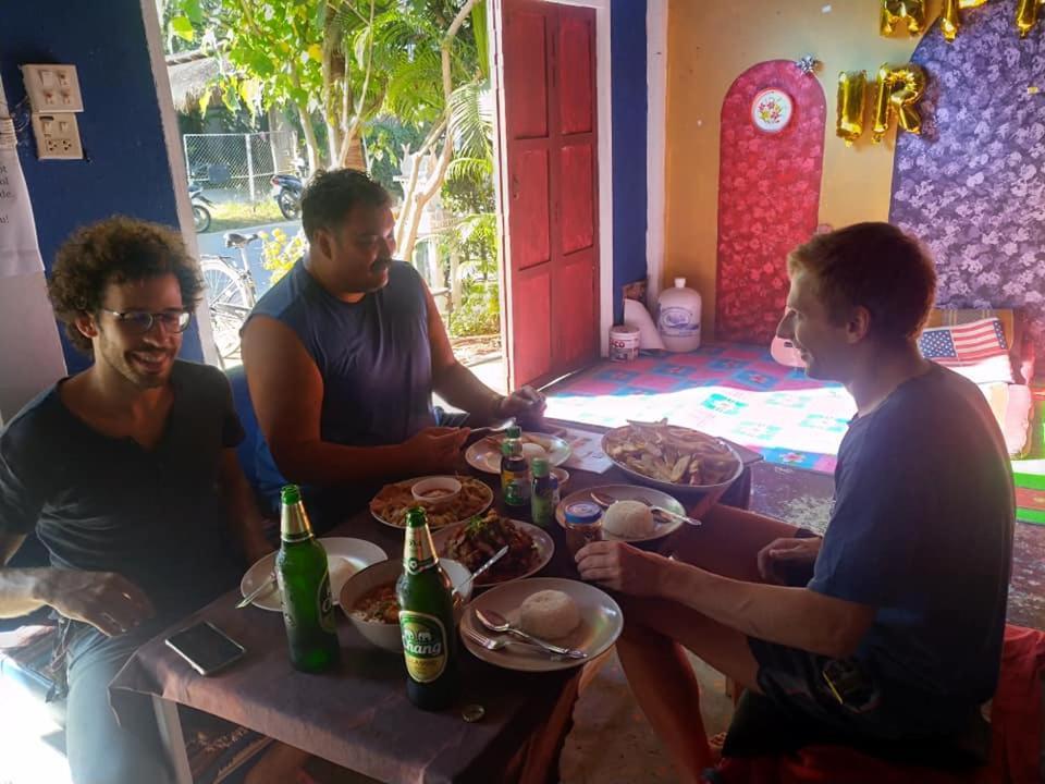 Sunny Hostel Pai Esterno foto