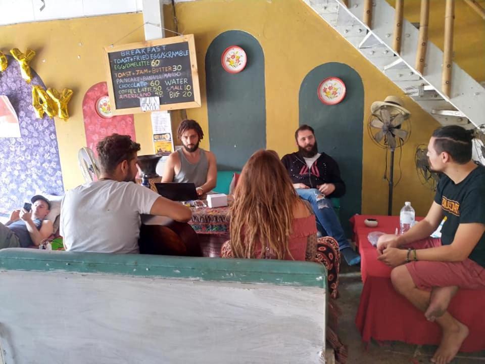 Sunny Hostel Pai Esterno foto